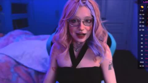 Snapshot of dark_lucious chatting on 02.14.26 Lucious Foijieh online show from 02.14.26