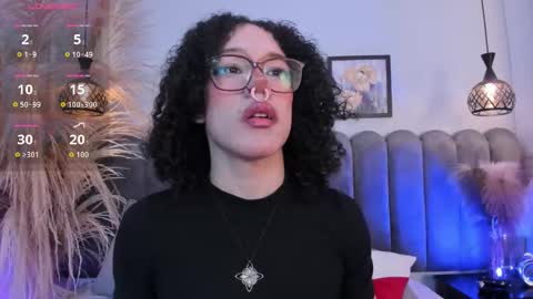 Nina online show from 11.04.25