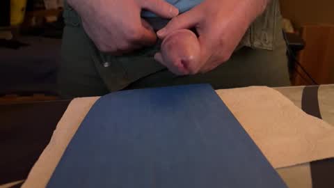 Snapshot of dark_renn chatting on 10.21.25 dark_renn online show from 10.21.25