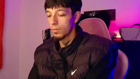 Snapshot of dark_rosse1 chatting on 02.17.26 rosse online show from 02.17.26