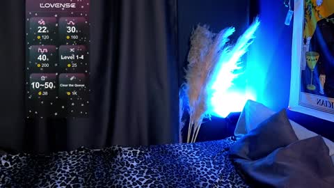 Snapshot of dark_vamp_ chatting on 12.19.24 Vamp  online show from 12.19.24