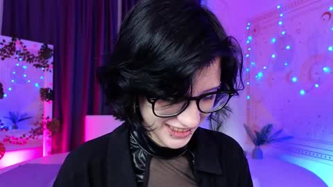 Snapshot of dark_vamp_ chatting on 12.22.24 Vamp  online show from 12.22.24