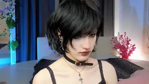 Snapshot of dark_vamp_ chatting on 03.01.25 Vamp  online show from 03.01.25