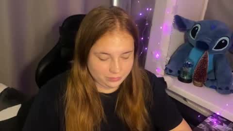 Snapshot of darkcharm1 chatting on 11.19.25 darkcharm1 online show from 11.19.25