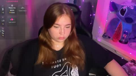 Snapshot of darkcharm1 chatting on 11.22.25 darkcharm1 online show from 11.22.25