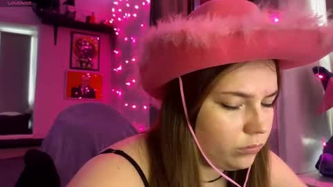 Snapshot of darkcharm1 chatting on 02.17.26 darkcharm1 online show from 02.17.26