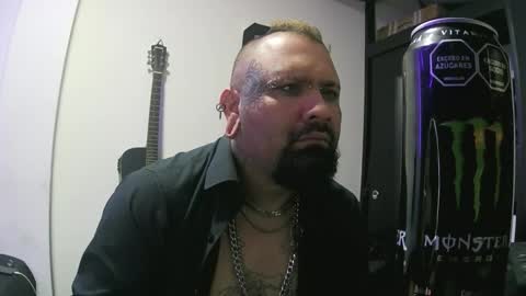 darkclothes online show from 01.17.25