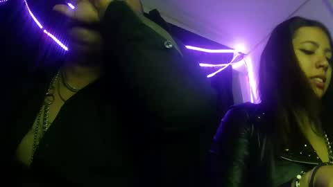 darkclothes online show from 01.23.25