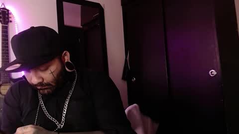 darkclothes online show from 02.16.25