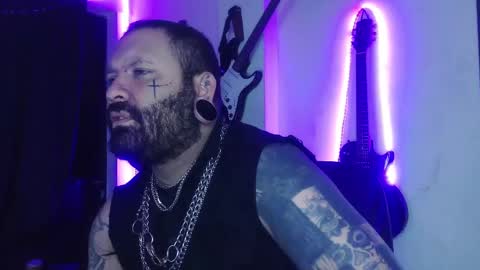 darkclothes online show from 03.03.25