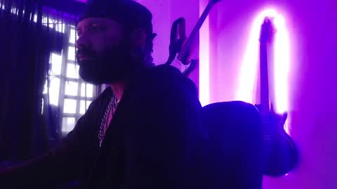 darkclothes online show from 03.04.25