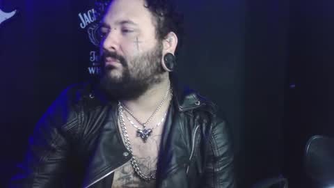 darkclothes online show from 09.18.25