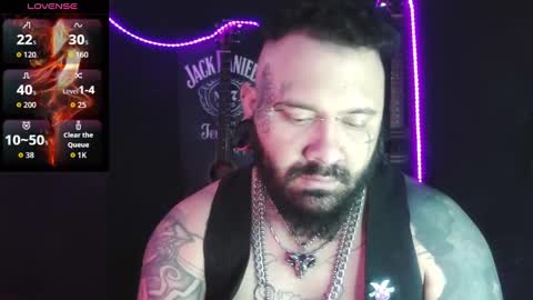 darkclothes online show from 10.04.25