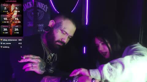 darkclothes online show from 10.15.25