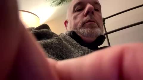 darknite083072 online show from 11.17.25