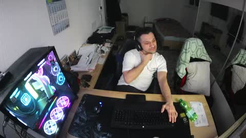 Snapshot of darkschneider_ chatting on 02.08.25 darkschneider_ online show from 02.08.25