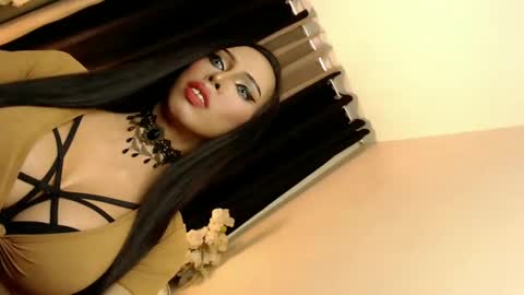 HAPPY BIRTHDAY MISTRESS MADRIANA online show from 02.24.25