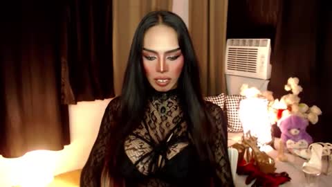 HAPPY BIRTHDAY MISTRESS MADRIANA online show from 12.18.25