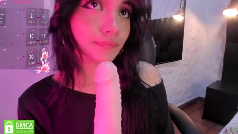 Snapshot of darky_doll chatting on 04.19.26 Darky Doll online show from 04.19.26