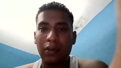 Snapshot of darling_04 chatting on 09.28.25 darling_04 online show from 09.28.25