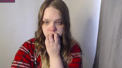 Snapshot of darling_tony18 chatting on 09.18.25 darling_tony18 online show from 09.18.25