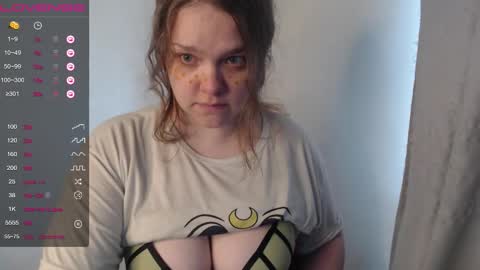 Snapshot of darling_tony18 chatting on 09.19.25 darling_tony18 online show from 09.19.25