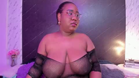  Darnell Queen online show from 10.21.25