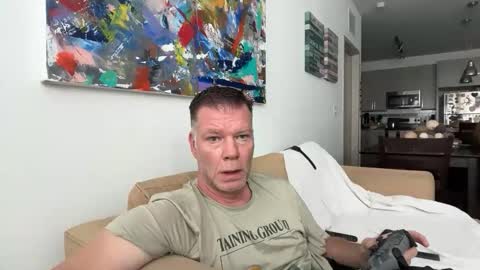 Snapshot of dartanha007 chatting on 04.17.26 dartanha007 online show from 04.17.26