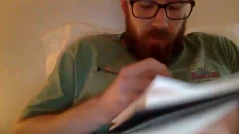 Snapshot of dav_luv4u chatting on 10.12.25 dav_luv4u online show from 10.12.25