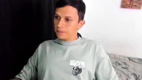 Snapshot of davebroww chatting on 03.09.25 Dave Brown online show from 03.09.25