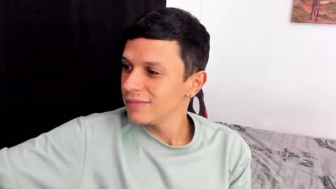 Snapshot of davebroww chatting on 03.11.25 Dave Brown online show from 03.11.25