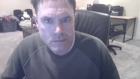 Snapshot of daved14u chatting on 12.01.25 daved14u online show from 12.01.25