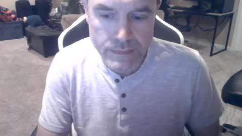 Snapshot of daved14u chatting on 06.21.26 daved14u online show from 06.21.26