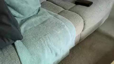 Snapshot of davesmiff1 chatting on 10.27.25 davesmiff1 online show from 10.27.25