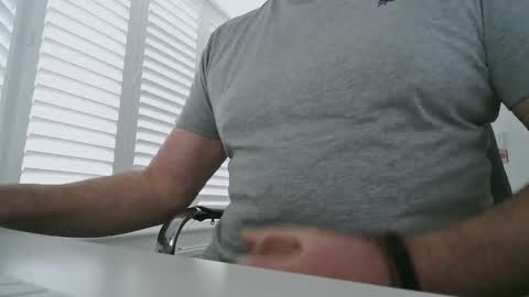 Snapshot of davesu12345 chatting on 02.07.26 davesu12345 online show from 02.07.26