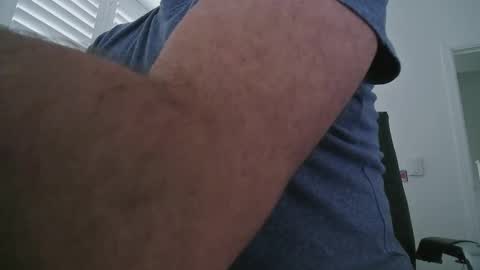 Snapshot of davesu12345 chatting on 02.25.26 davesu12345 online show from 02.25.26