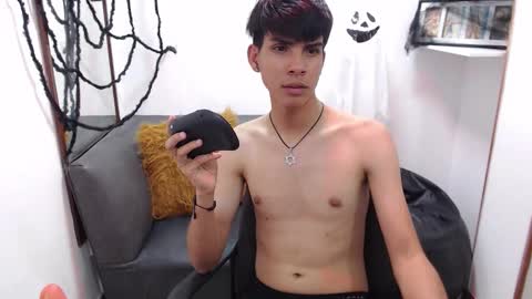 David online show from 10.29.25