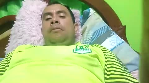 Snapshot of davidcamelo chatting on 04.16.26 davidcamelo online show from 04.16.26