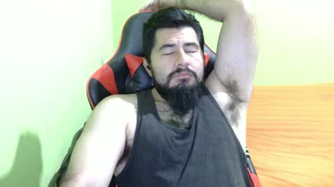 Snapshot of daviddelz chatting on 12.08.24 David online show from 12.08.24