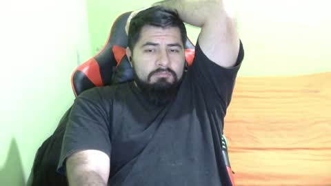 Snapshot of daviddelz chatting on 01.03.25 David online show from 01.03.25