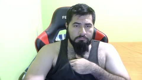 Snapshot of daviddelz chatting on 01.08.25 David online show from 01.08.25