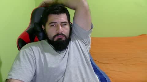 Snapshot of daviddelz chatting on 01.10.25 David online show from 01.10.25