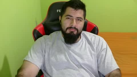 Snapshot of daviddelz chatting on 01.28.25 David online show from 01.28.25