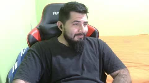 Snapshot of daviddelz chatting on 01.31.25 David online show from 01.31.25