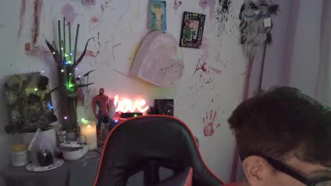 Snapshot of davidhumbee chatting on 05.16.26 David Lucky 13 online show from 05.16.26