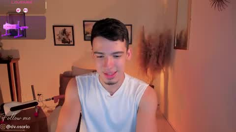 Snapshot of davidosoriox chatting on 07.14.26 David Osorio online show from 07.14.26