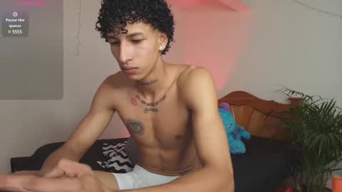 Snapshot of davidxxx02 chatting on 03.06.25 Estiven online show from 03.06.25