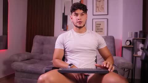 Davies brown    schedule 12pm to 5pm col time online show from 11.18.25