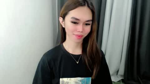 Snapshot of davinascott_03 chatting on 10.01.25 Davina online show from 10.01.25