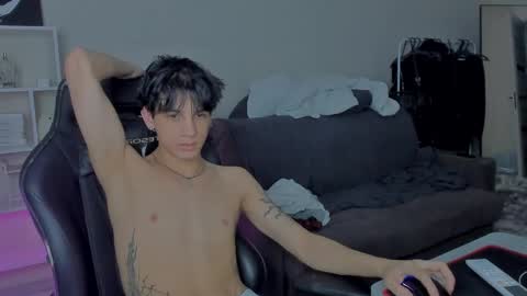 davis online show from 12.01.24